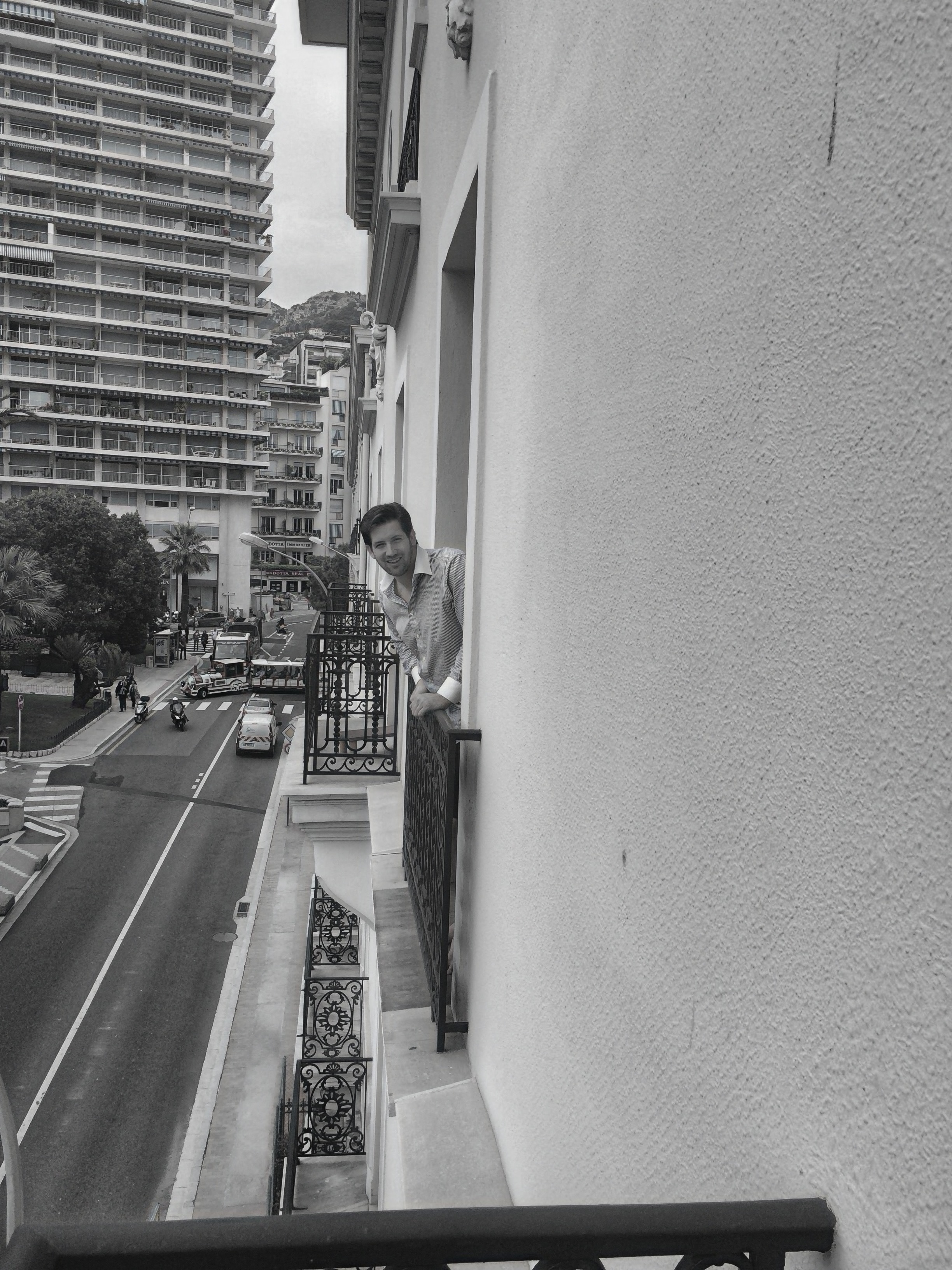 Facetune_19-10-2025-20-34-43